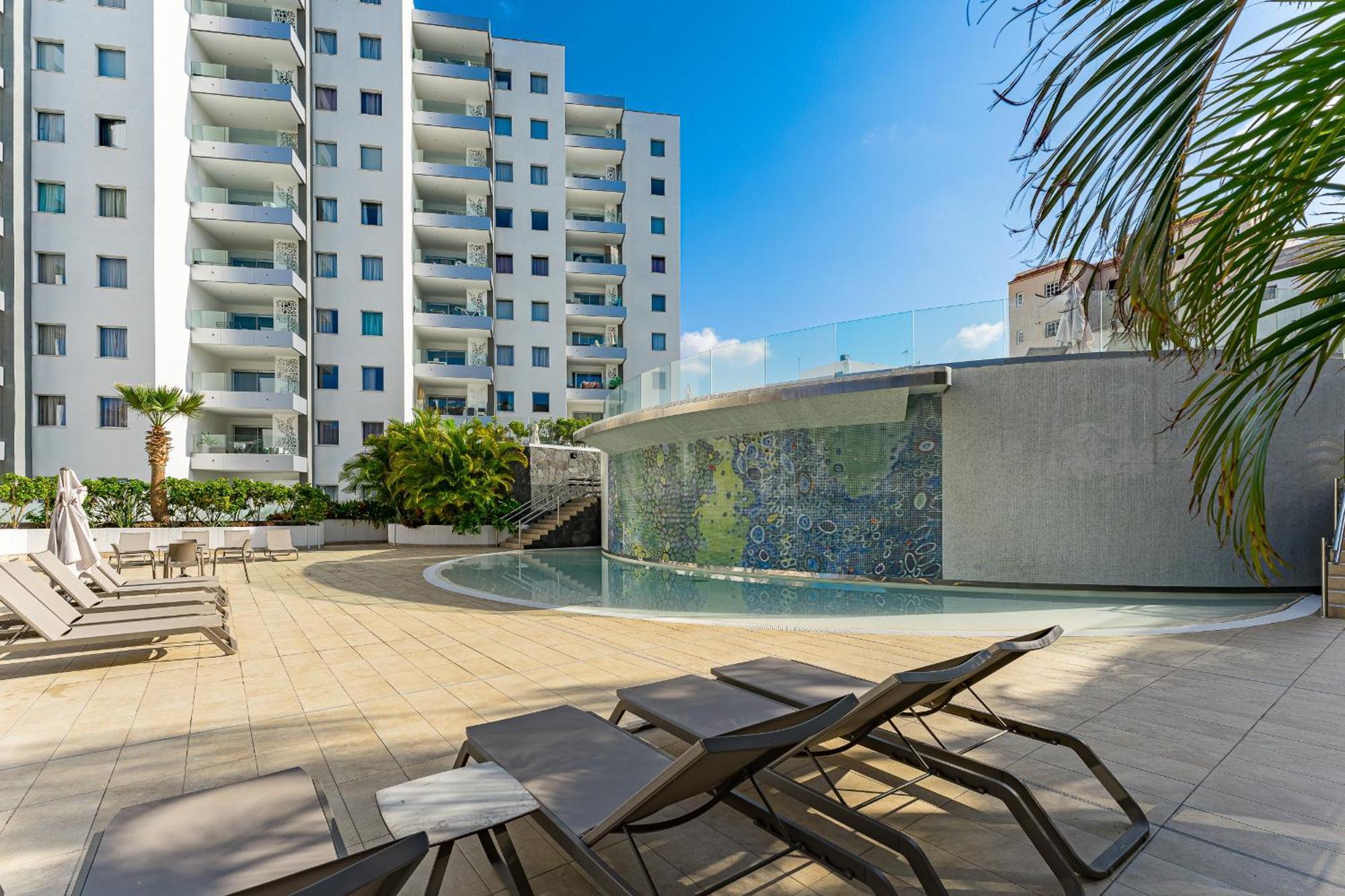 Ocean Garden Sunset View *